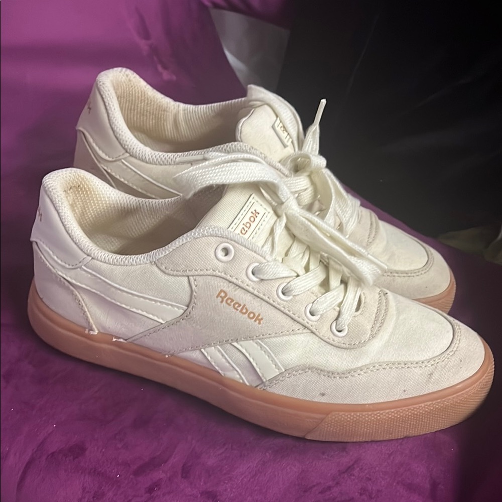 Reebok Cream Sneakers with Pink Sole